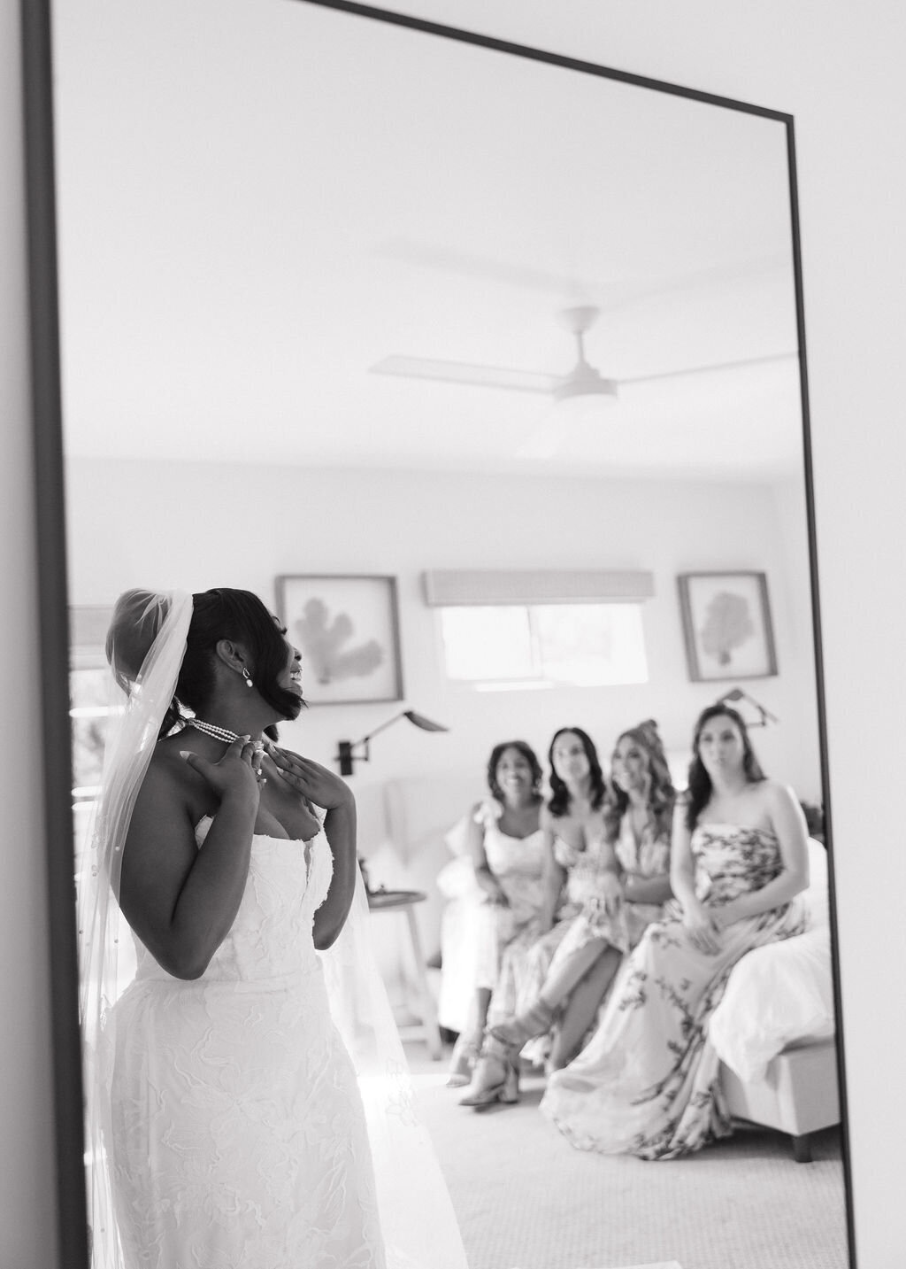 meagan-hilss-events-bridesmaids-getting-ready