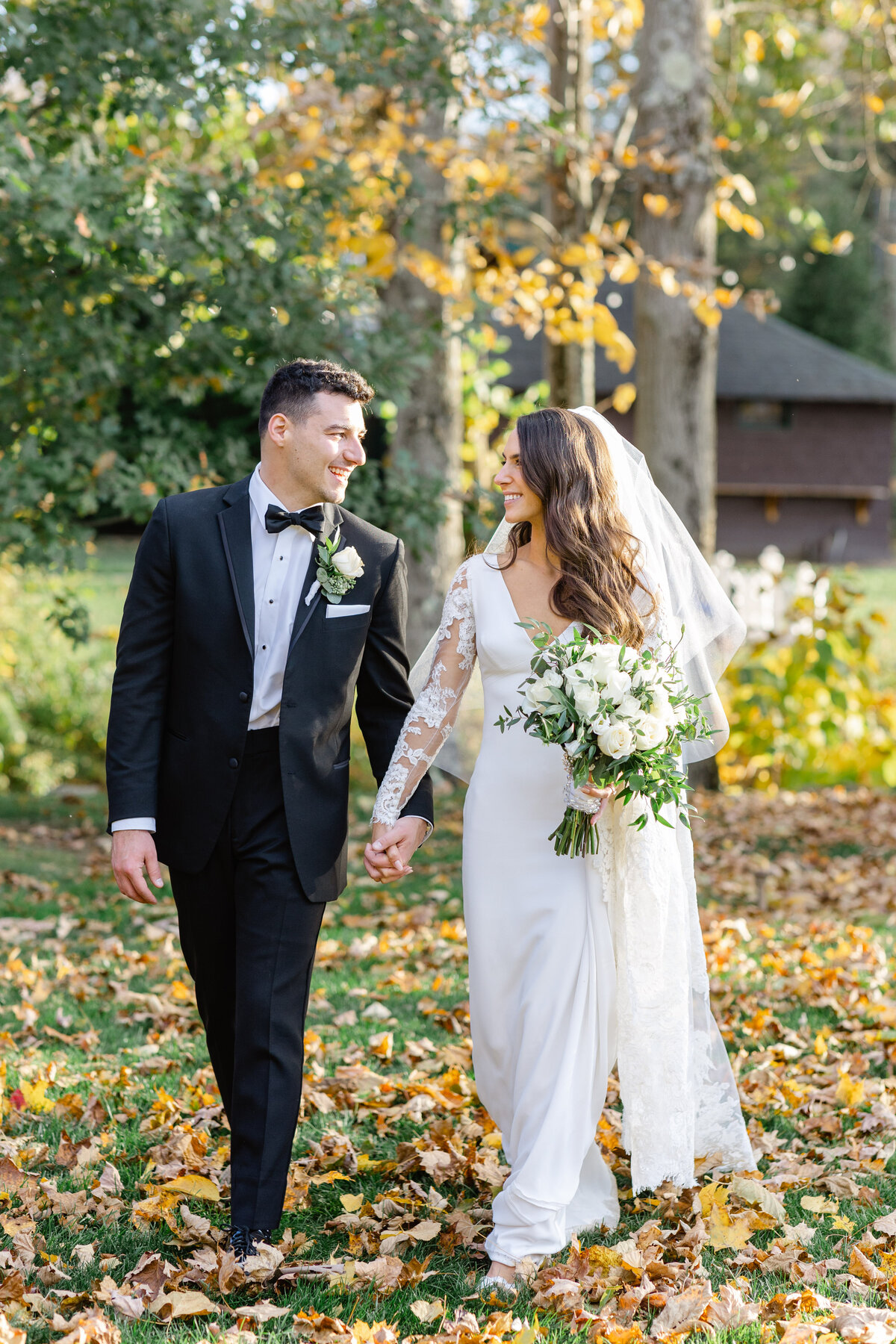 fall-wedding-at-the-beaumont-inn-dallas-nepa-wedding-photographer-129