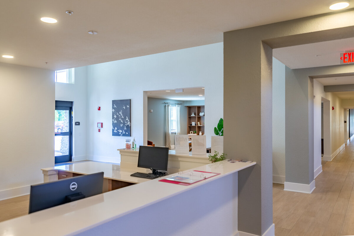 042324ROCHESTERPARK-45