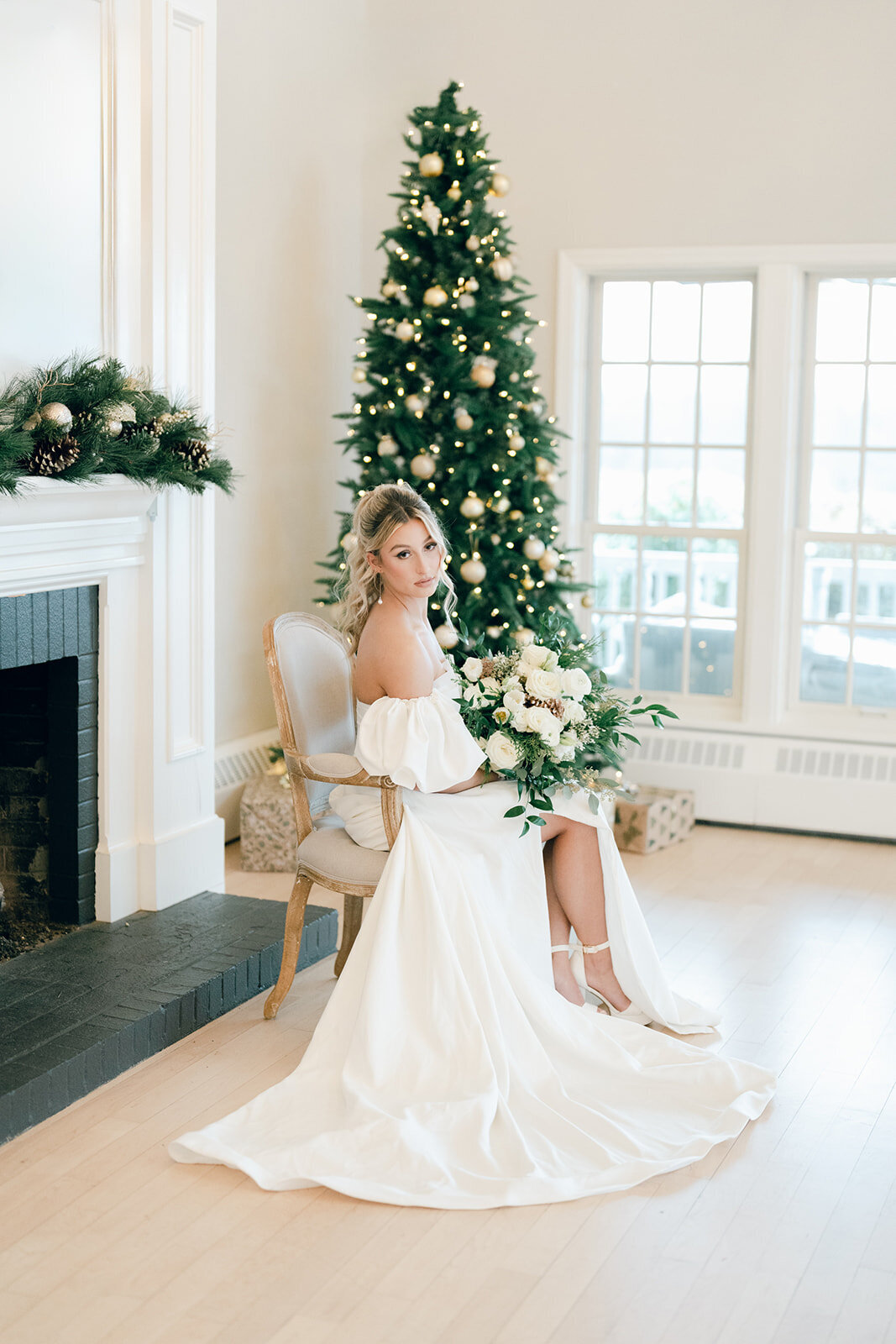 christmas-wedding-springfield-country-club-ma-2