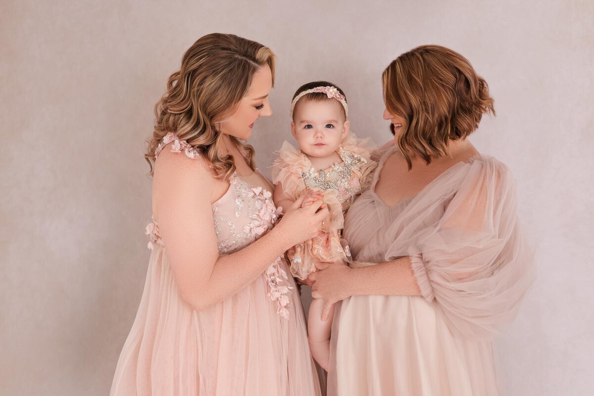 grandma and baby photoshoot in orlando