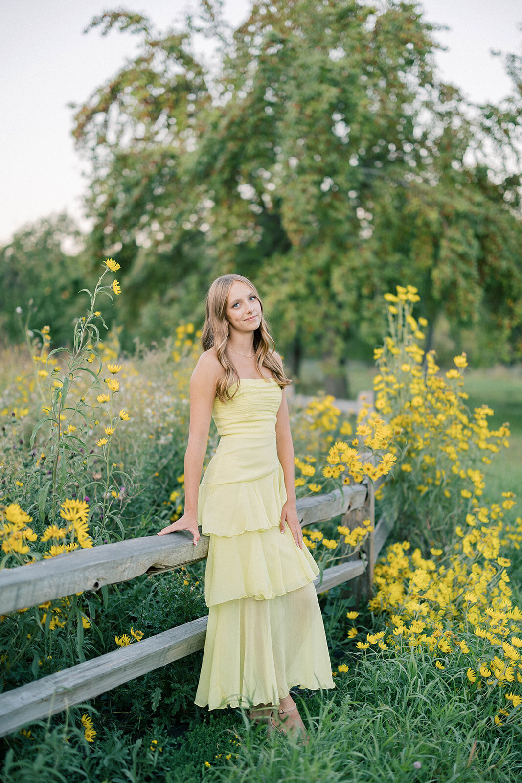 LivByGrace-Fargo-Senior-Photographer-AliToay-132_websize
