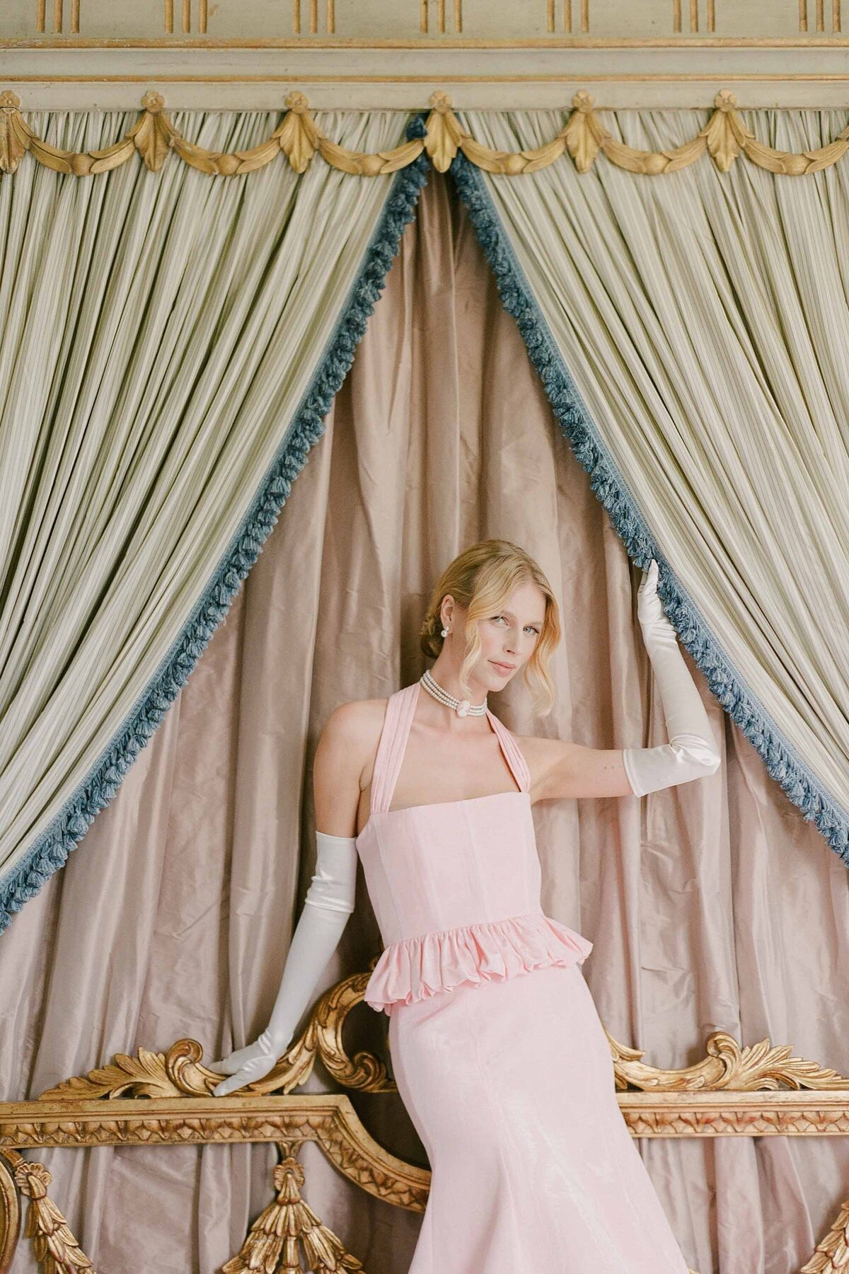 Chateau-Grand-Luce-Wedding-Photographer-Molly-Carr-38