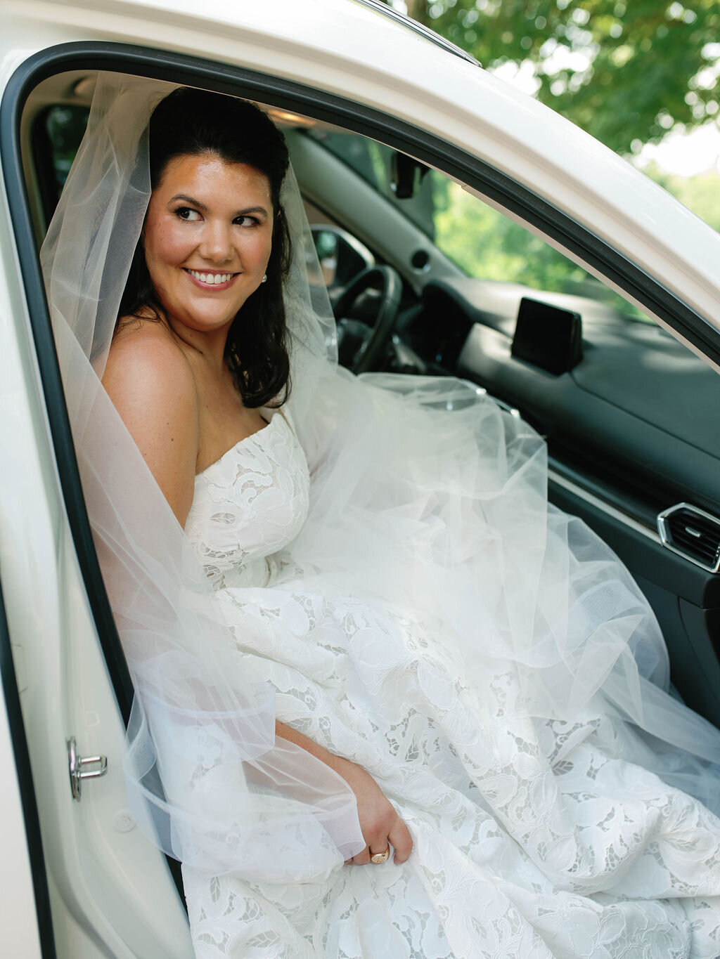 Elizabeth&Michael-Wedding-33