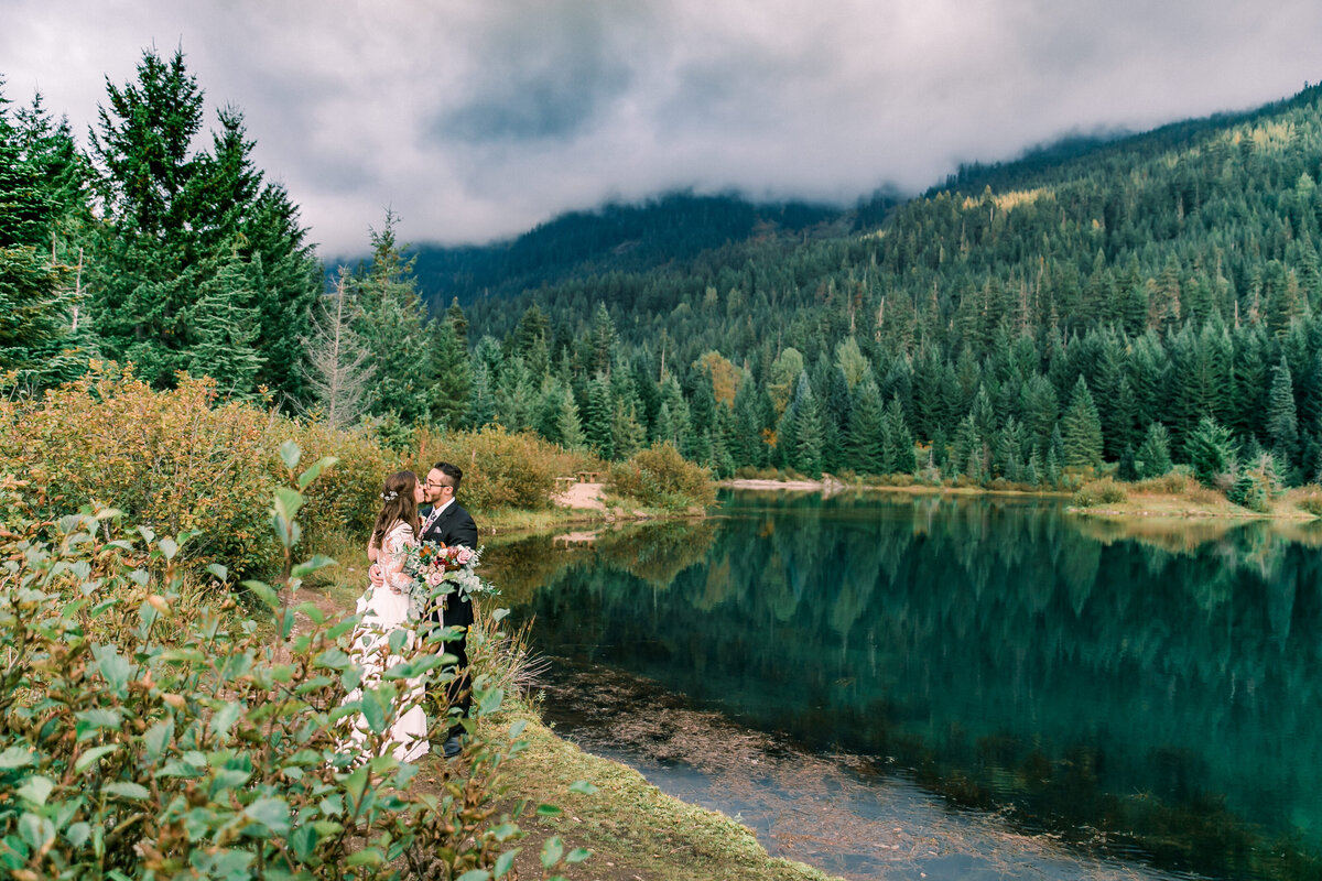 Gold Creek Pond Elopement, Seattle Wedding Photographer (69)