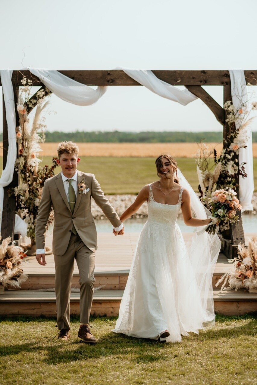 Wedding Venue Near Calgary and Edmonton 64 Large 11.02.45 AM