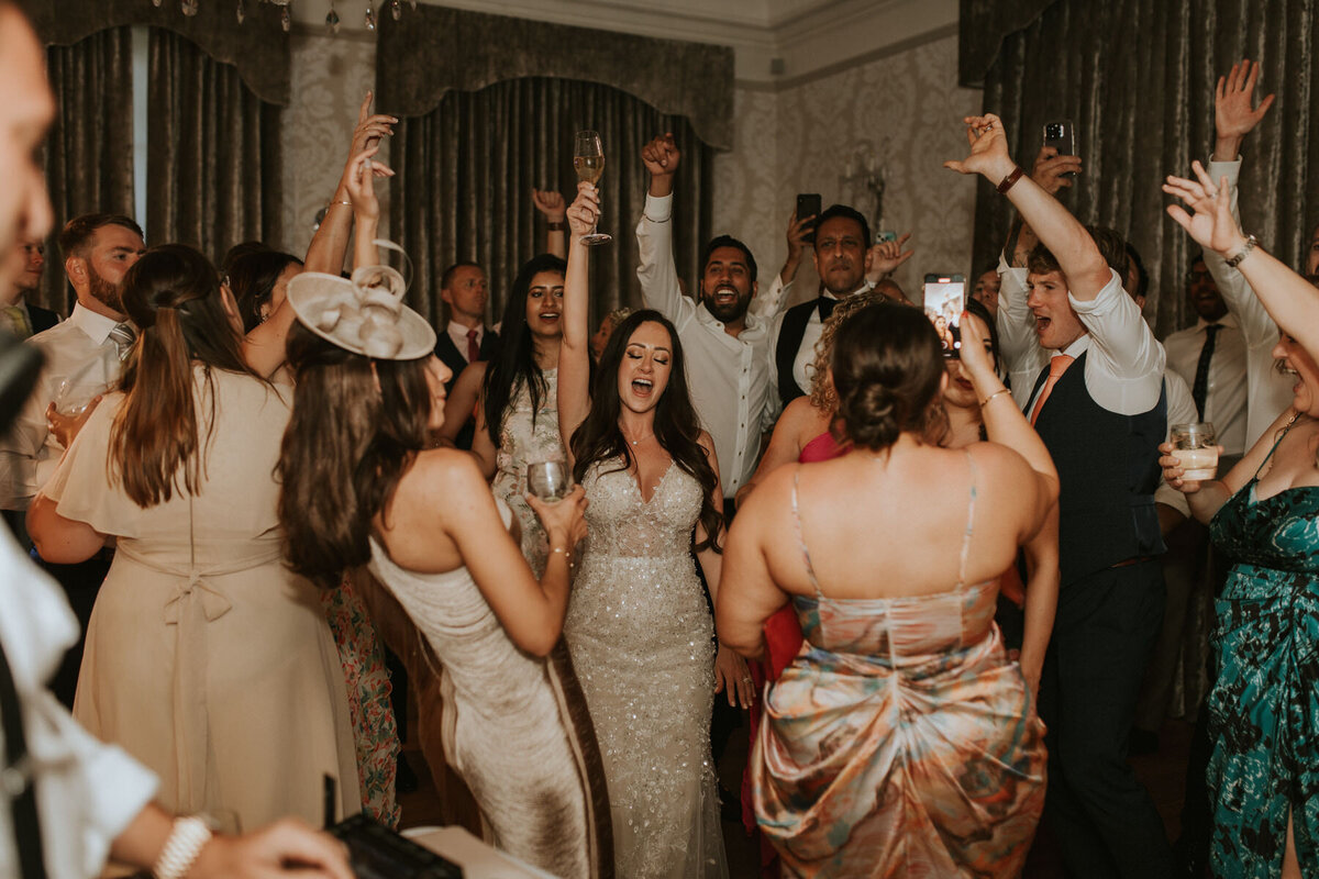 Sunnyandnicole_penncastle_lauradeanphotography_dorsetweddingphotographer-100