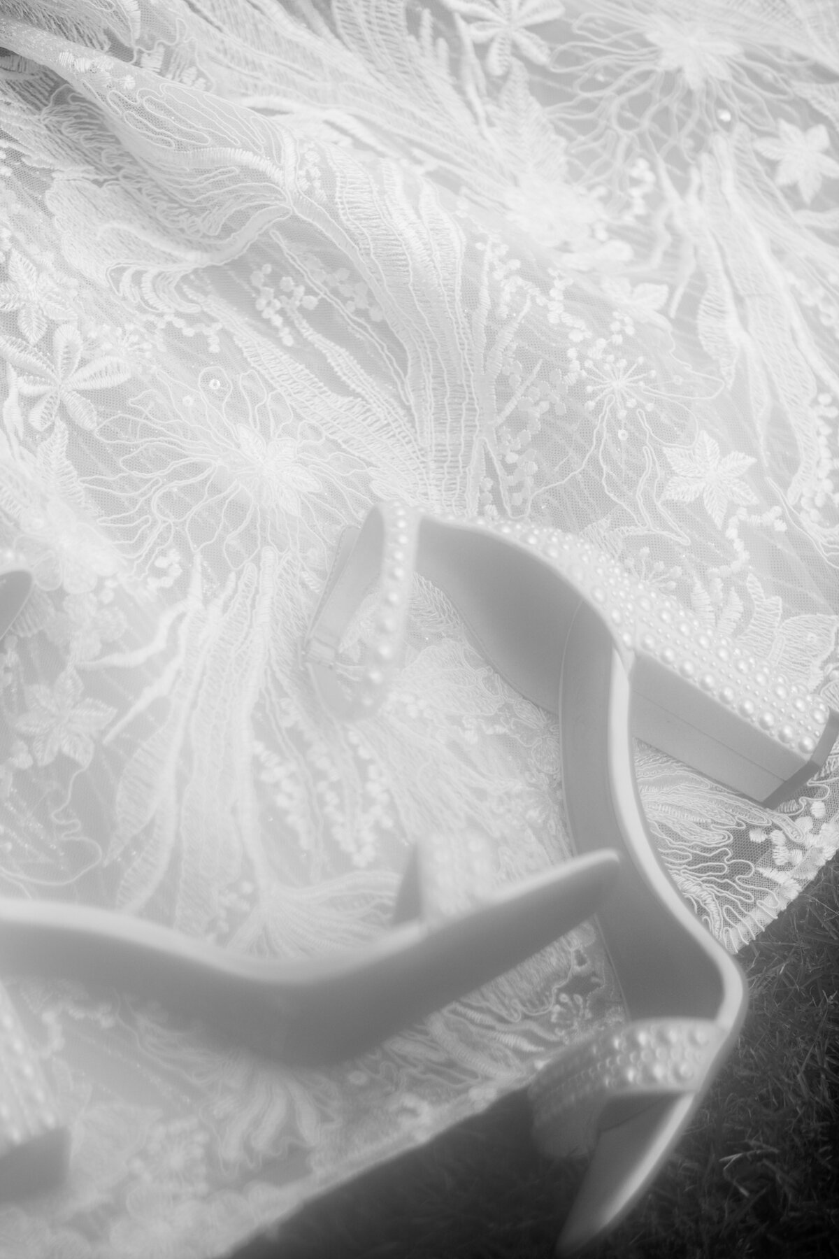 Bride and groom in Jamaica at Sandals Resorts at sunset – destination wedding photography by Tori Nichole Photography.