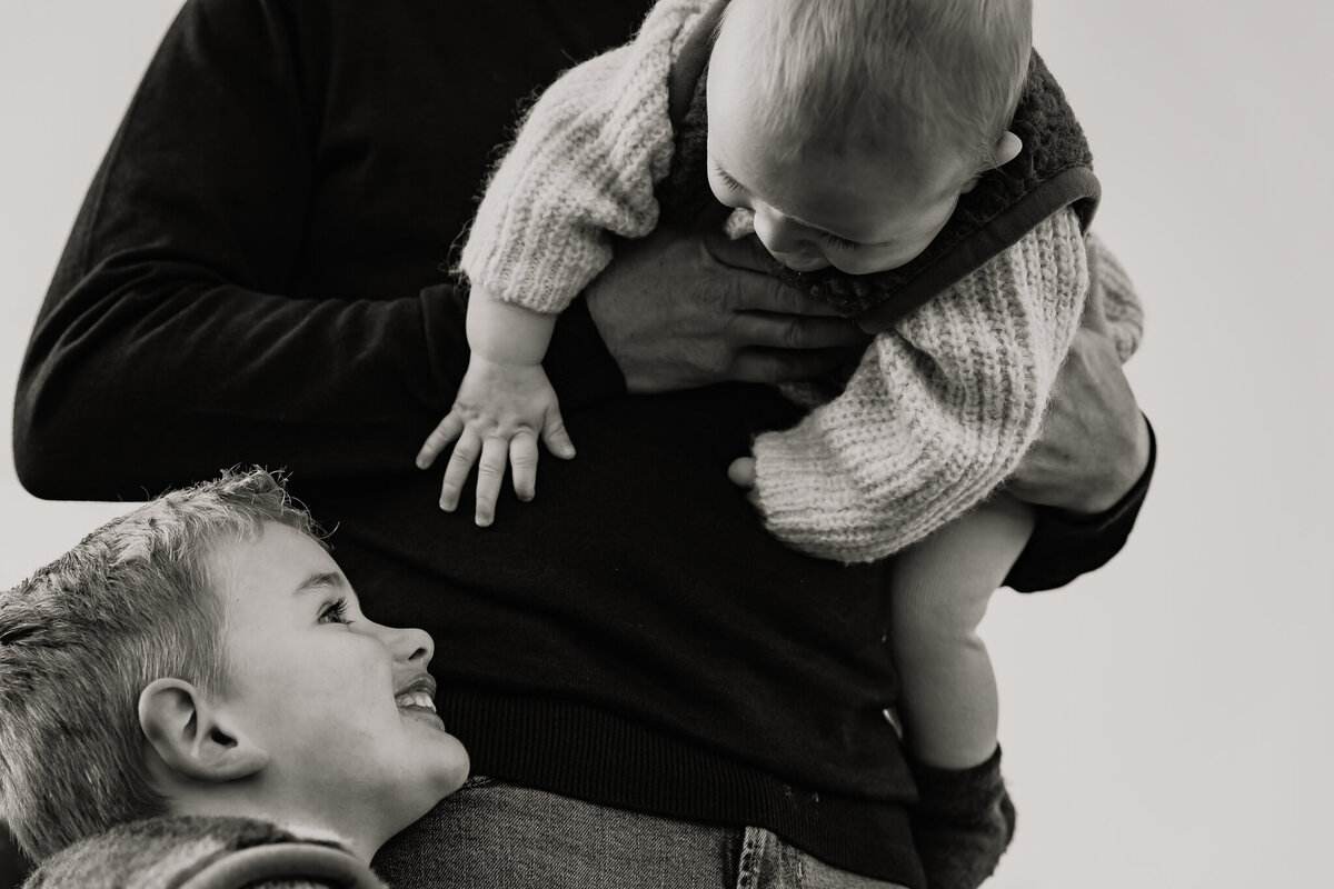 fotoshoot gezin gezins fotoshoot eindhoven valkenswaard gezinsfotograaf fotosgraaf noord brabant liefdevolle herinneringen