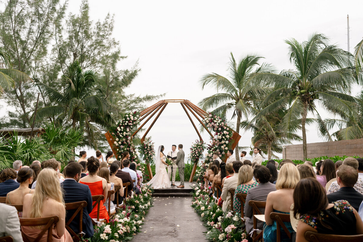 Berlez-Aspen-Avenue-Chicago-Wedding-Photographer-Grace-and-Ivory-Wedicity-Mexico-Editorial-Luxury-Tropical-Aveil-Brides-Designer-191