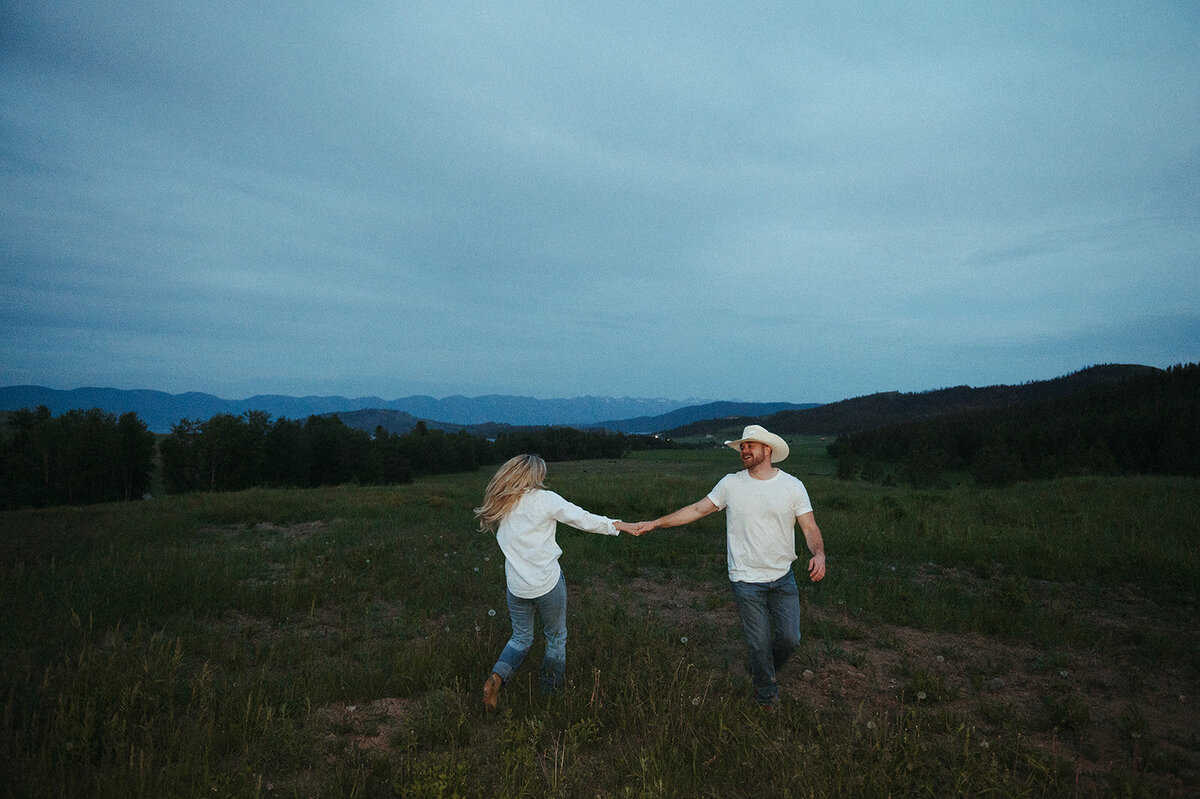 presley-gray-nighttime-western-montana-engagement9778