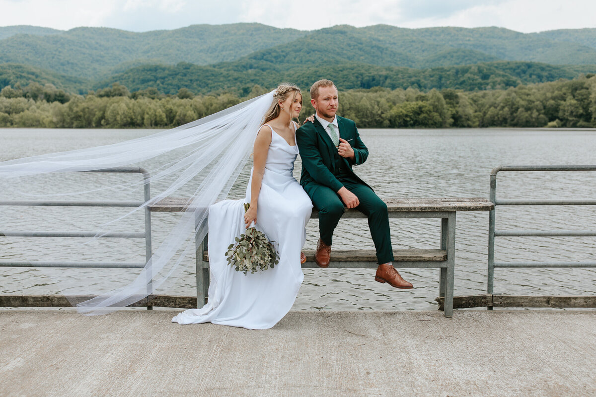 Cove Lake State Park Wedding | Carly Crawford Photography | Knoxville Wedding, Couple, and Portrait Photographer-11