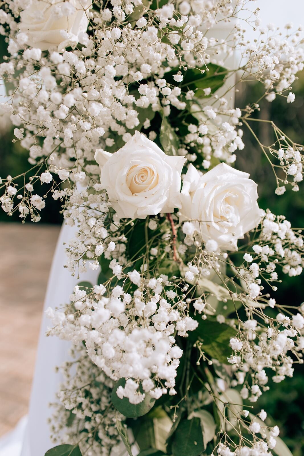 ceremony floral detail photos