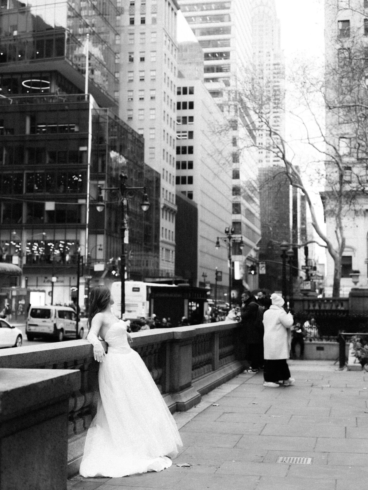 black and white photography new york city bride