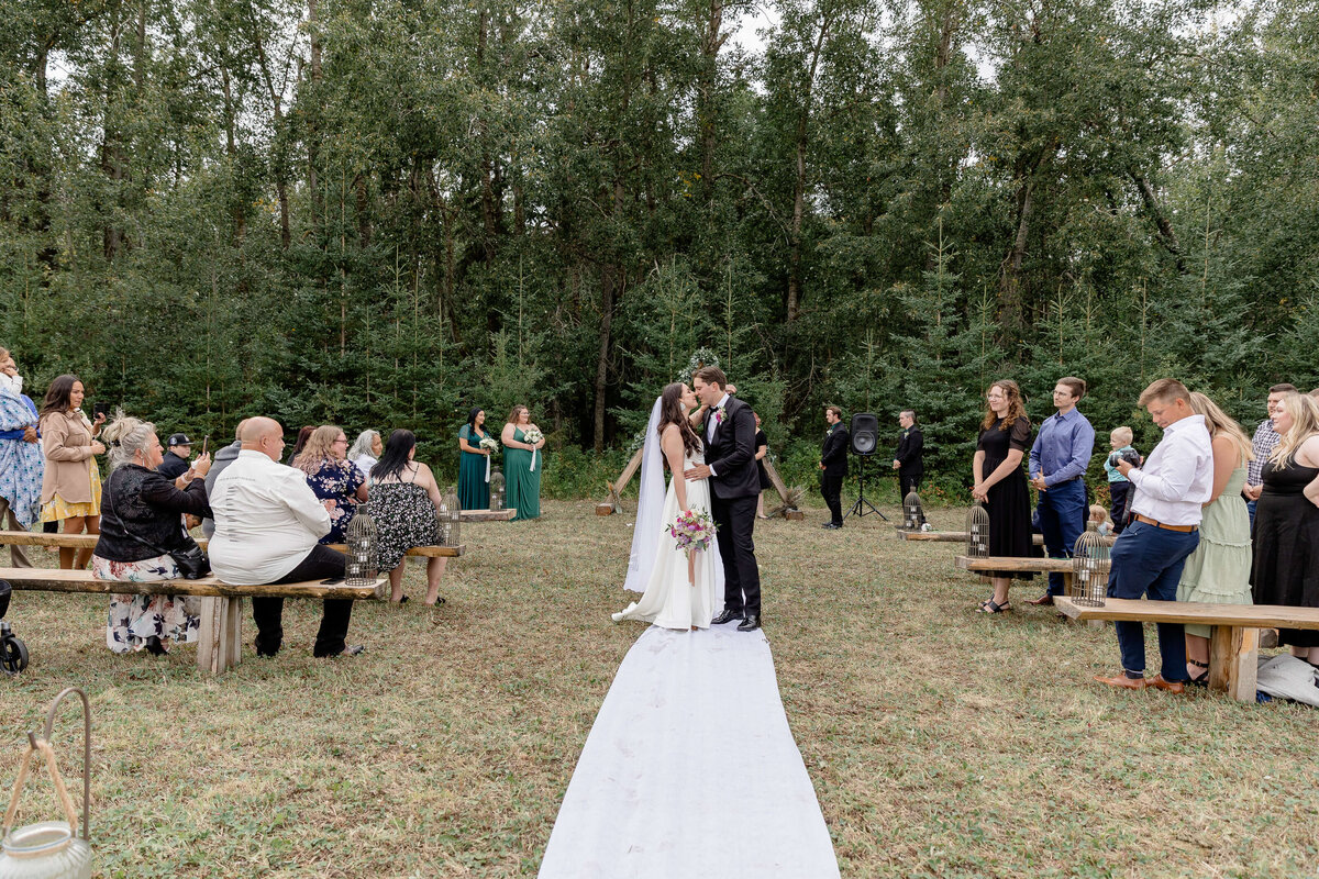 saint paul wedding edmonton photographer couples alberta dani alyssa photo (14)