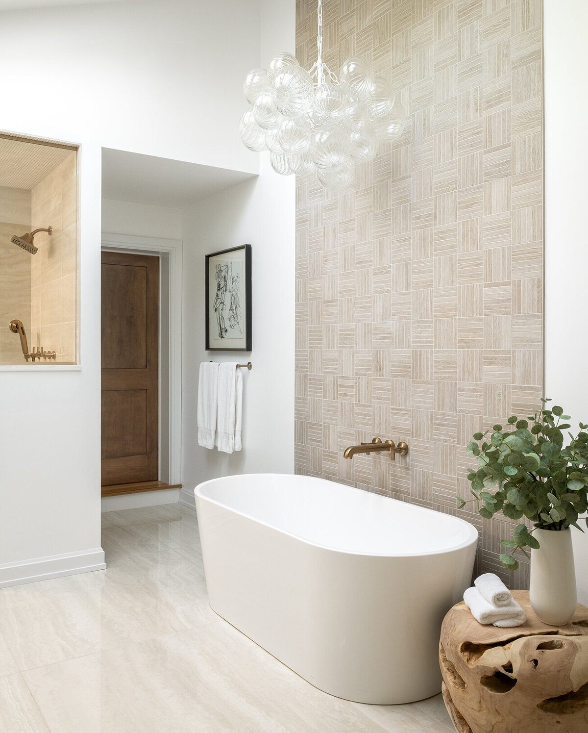 lilac_lores_bath_02_v2