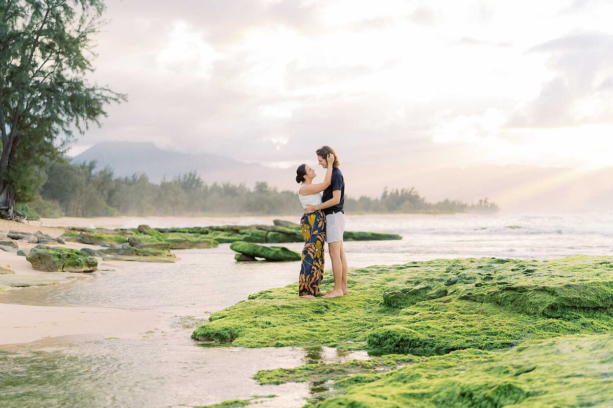 Papa'iloa Beach Couples Photographer Oahu Hawaii Hannah Ian-71