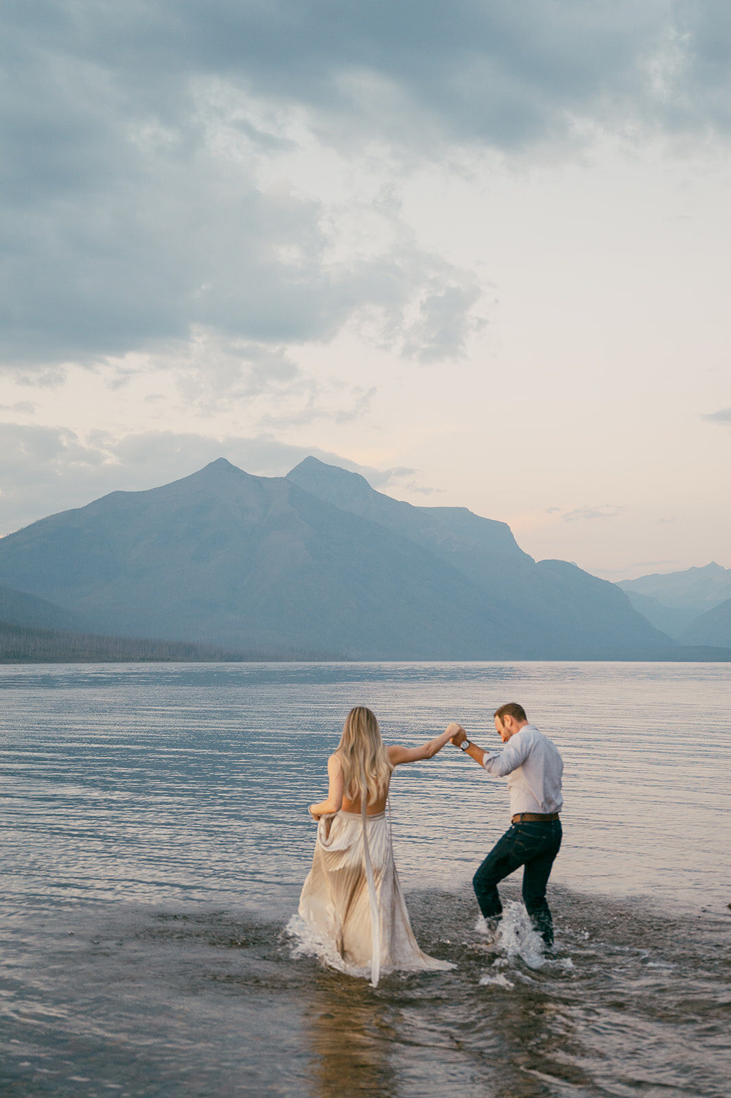 vintage-hollywood-glacier-national-park-elopement-presley-gray-photo1521