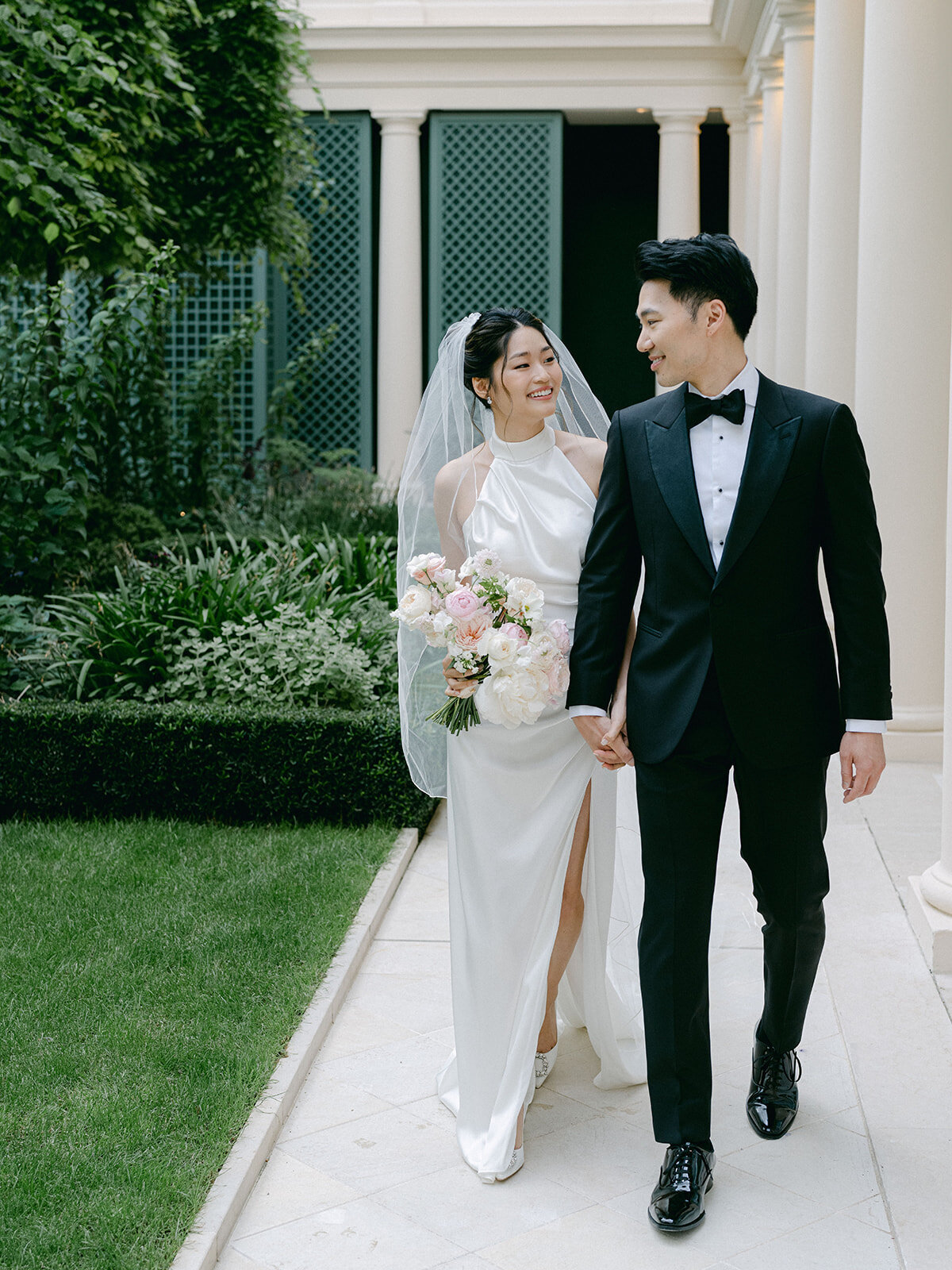 Alexandra-Vonk-romantic-and-luxury-wedding-in-paris11