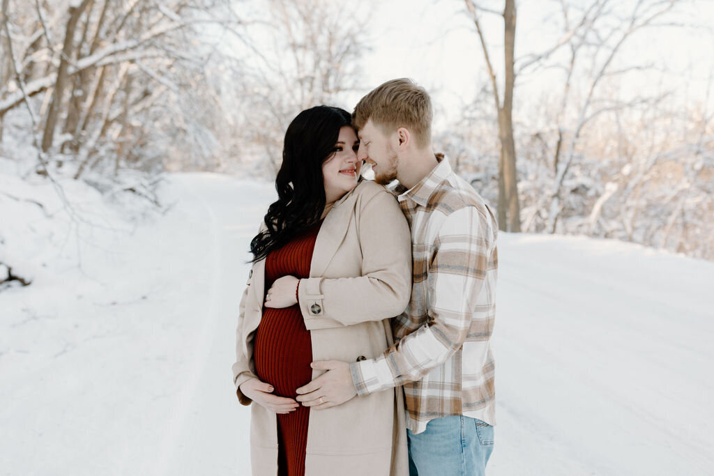 christina_ney_photography_wedding_engagement_lifestyle_photographer_dubuque_iowa_wedding_planning_assistance_adventurous_bold_laidback Family Photography26