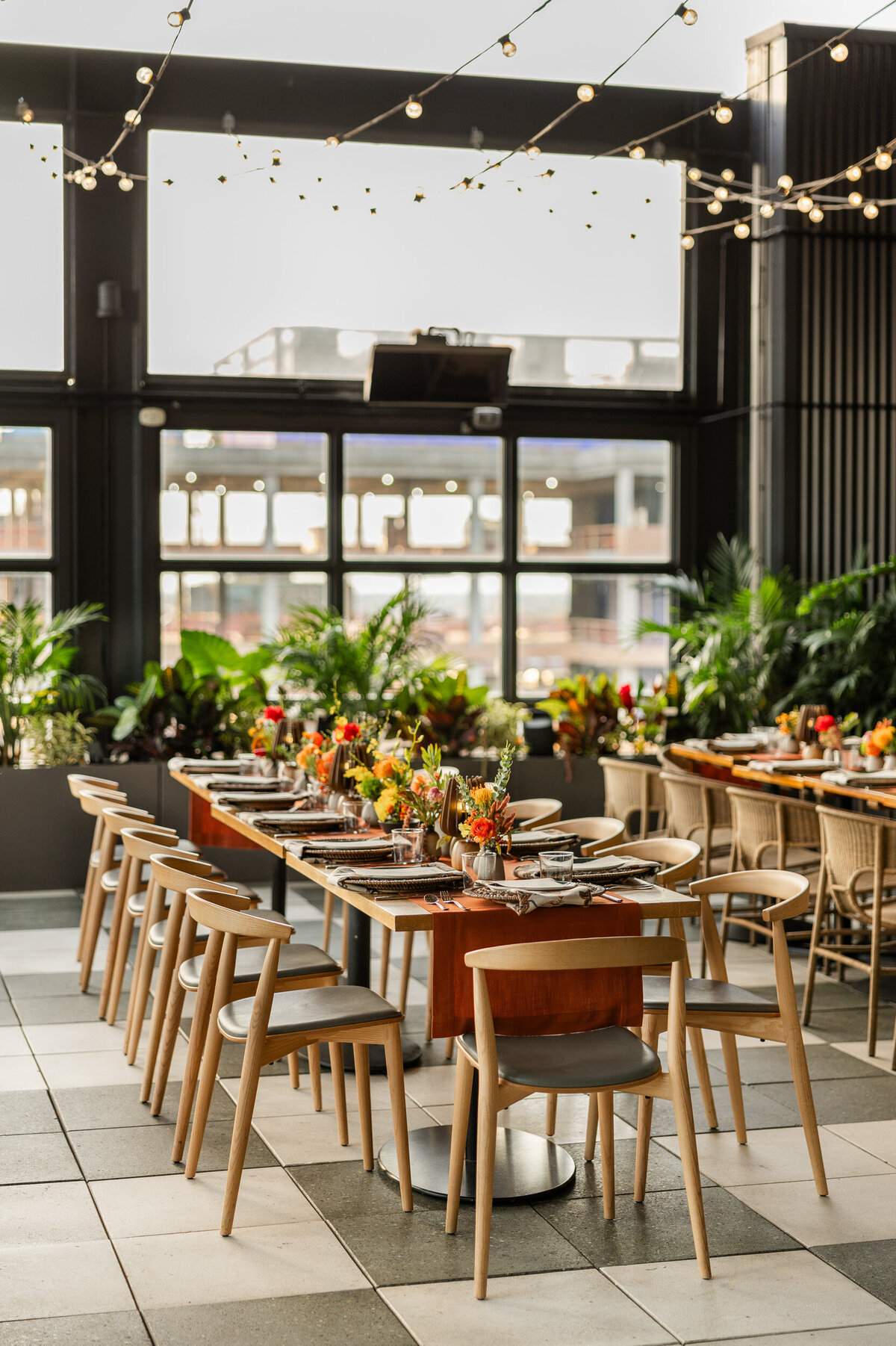 intimate-chicago-elopement-wedding-hoxton-hotel-photos-34