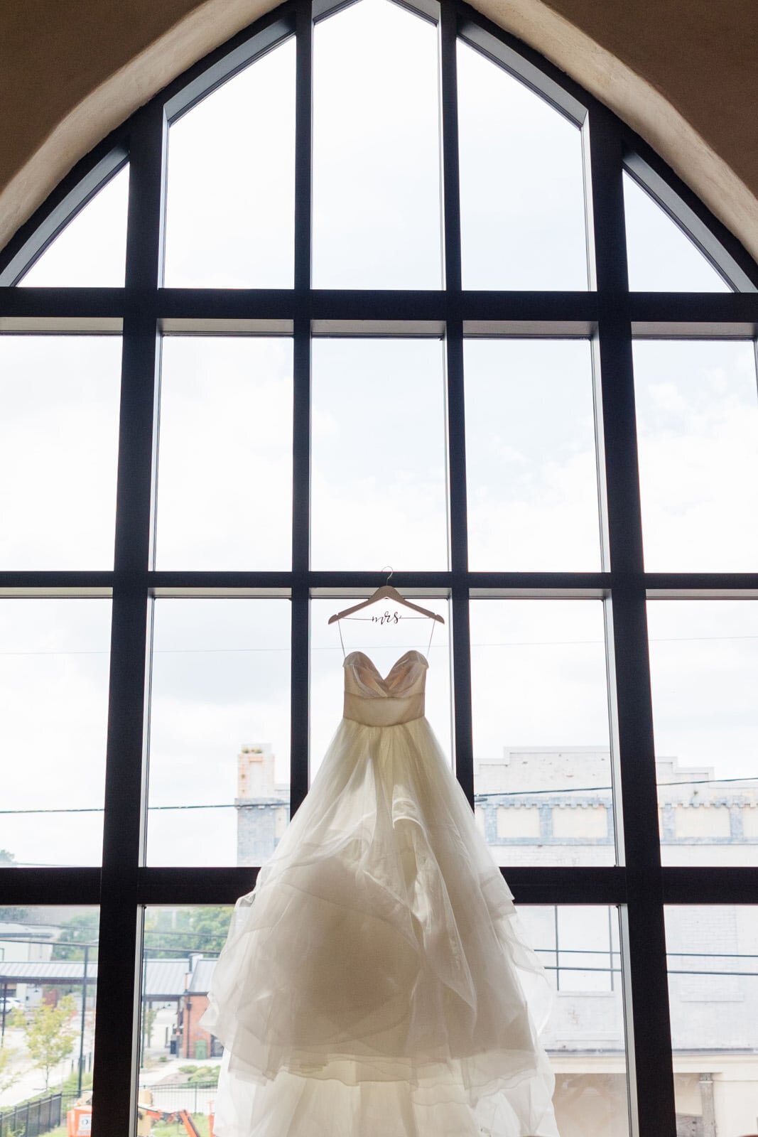 Brooklyn Arts Center Wedding | Blue Satin Bee 10