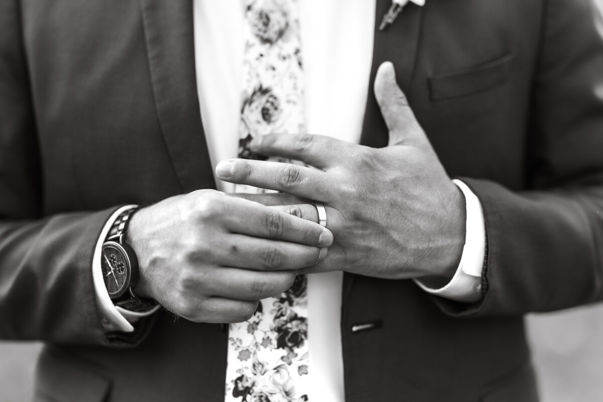 Hannah + Jared | Wedding Preview-60