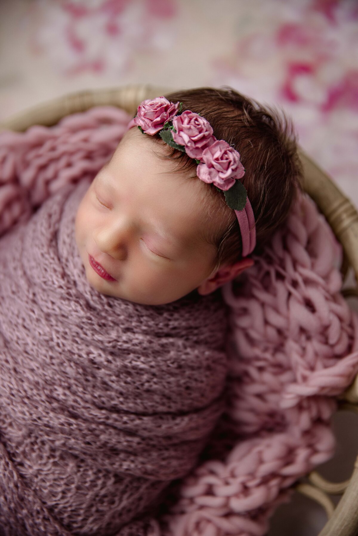 baby-girl-flowers