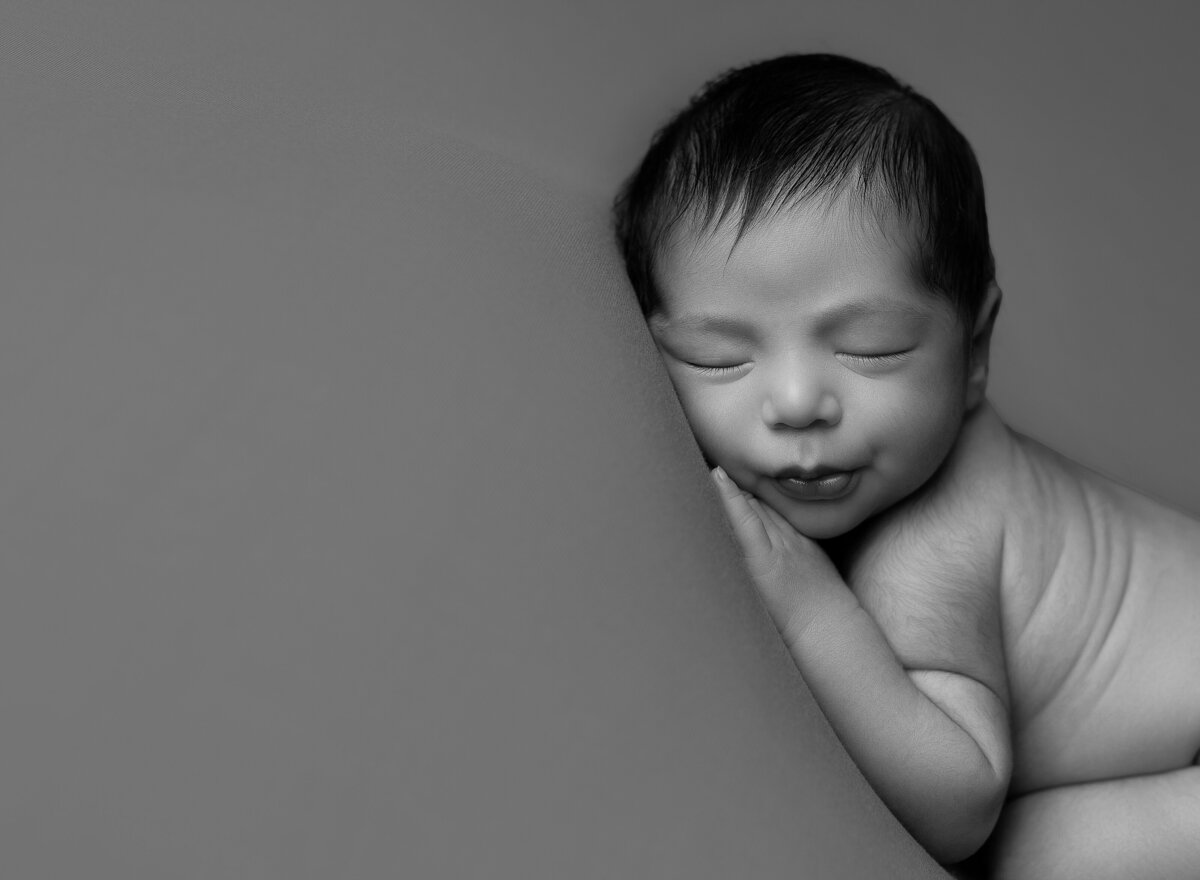 newborn-photography-liberty-hill-texas-7