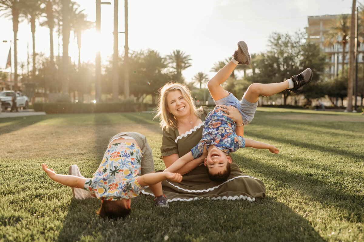 Family-Portraits-Symphony-Park-Las-Vegas (54)