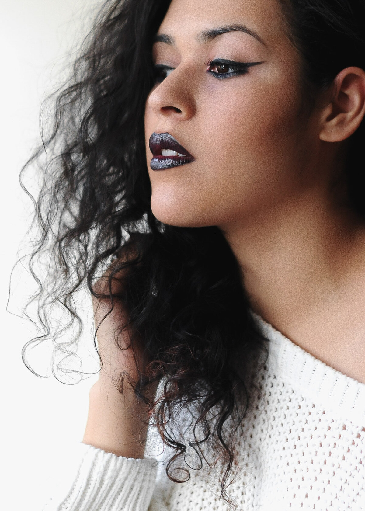 High-fashion makeup with metallic shadow and wet-look skin – styled by Lyds Makeup for a photoshoot in the New York City area.