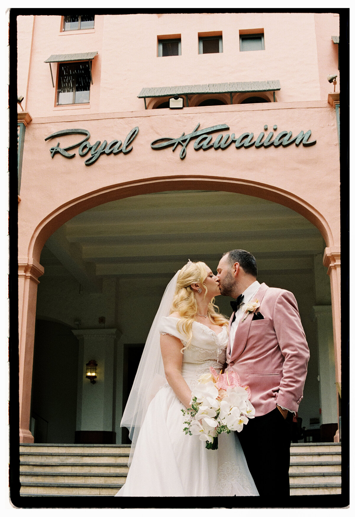 Royal_Hawaiian_0811_2048px
