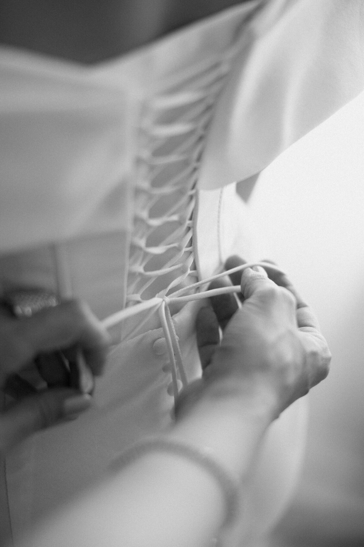 5-17-250009NYC_Wedding_Photographer