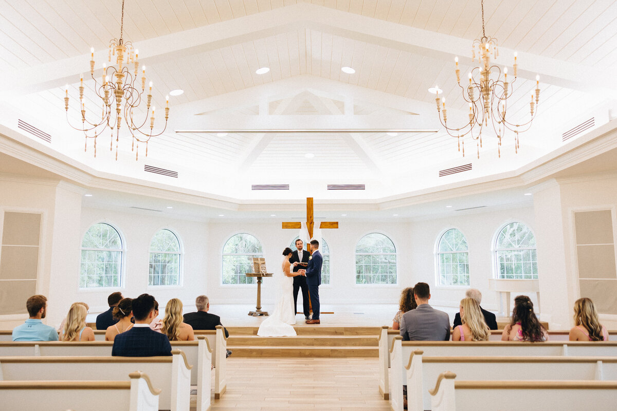 miranda-rose-photo-harborside-chapel-elope-tampa-chantilly-chic-2