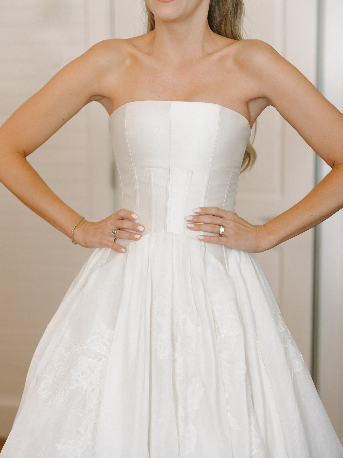 250830JENMAT_adv0046