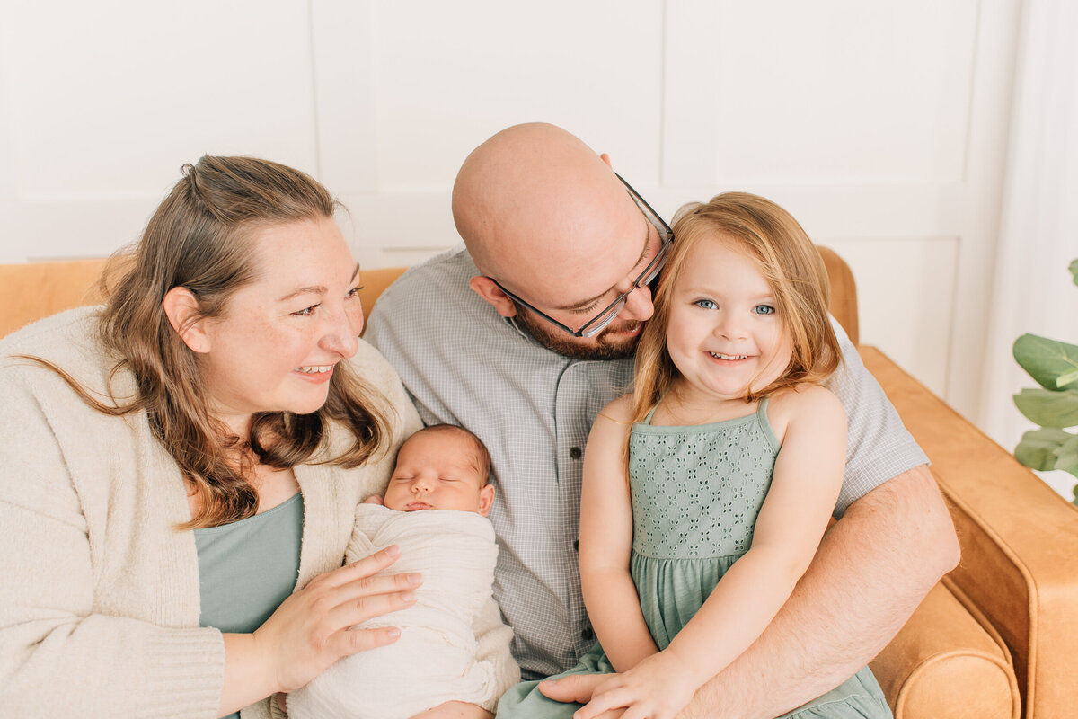 Sharon Leger Photography | Canton Connecticut Newborn and Family Photographer | Burlington, CT-3
