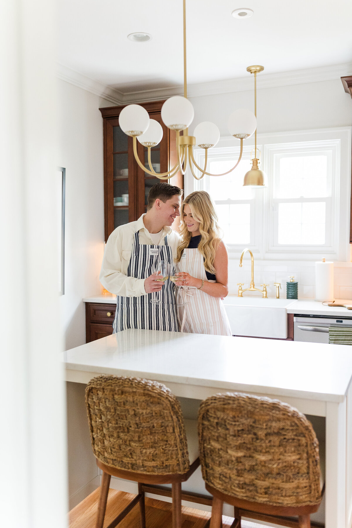 isabel and zach engagement sneak peeks . Bella Faith Photography 32