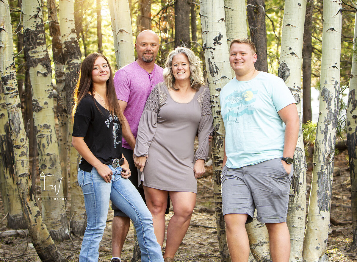 Tanni_Wenger_Photography Family_Portraits Grant_County_Oregon_Photographer Nationally_Featured_Photographer Outside_Family_Photos Aspen_Tree_Family_Photos Family_Pictures