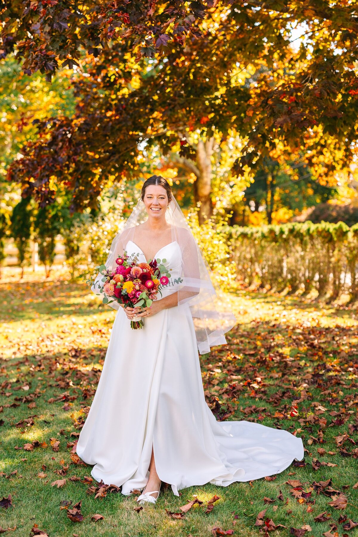 Live_Well_Farm_Colorful_Fall_Wedding_Harpswell_Maine_Photography_0027