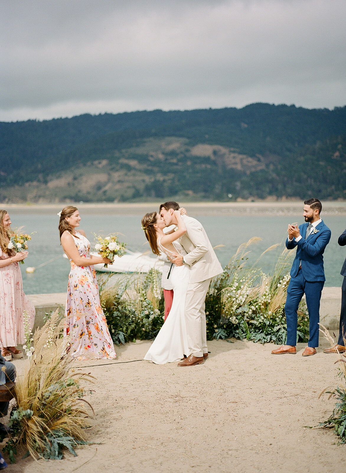 stinson-beach-backyard-wedding-planning-and-design-jacinda-weddings-and-events-16