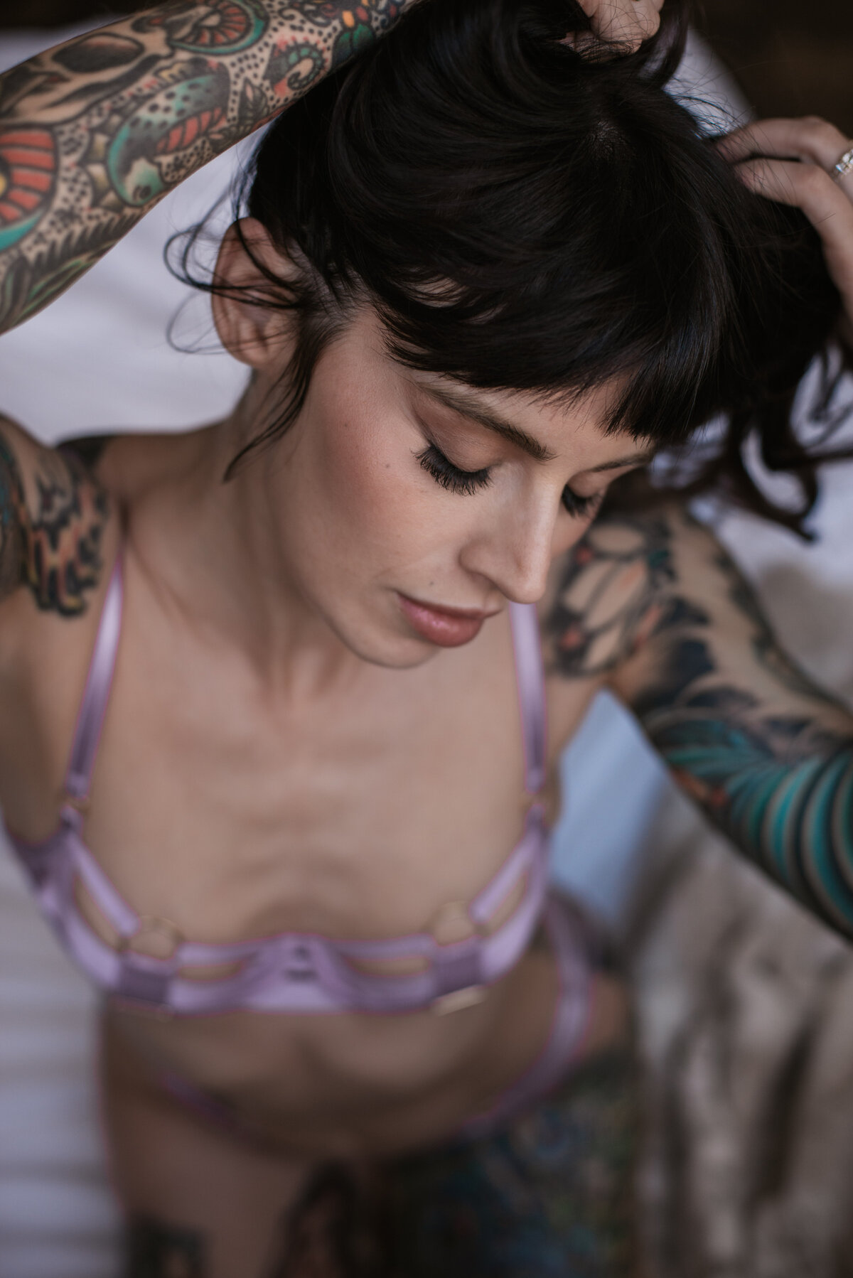 Comfortable boudoir sessions