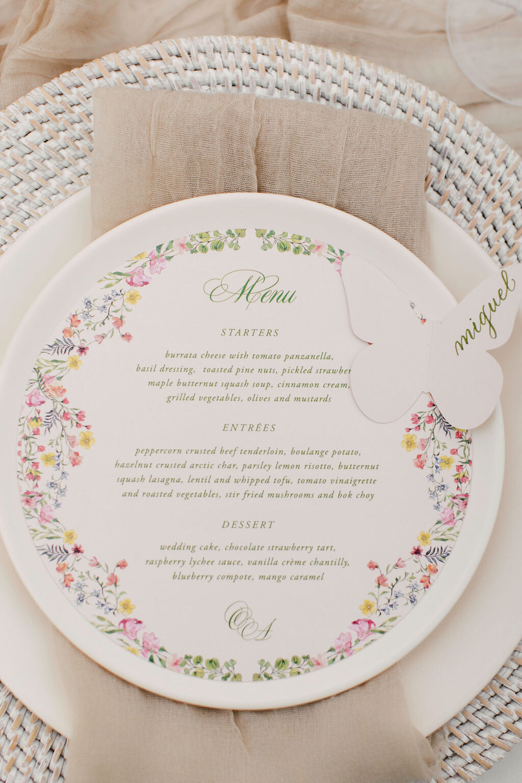 Round wedding menu & butterfly placecard 2