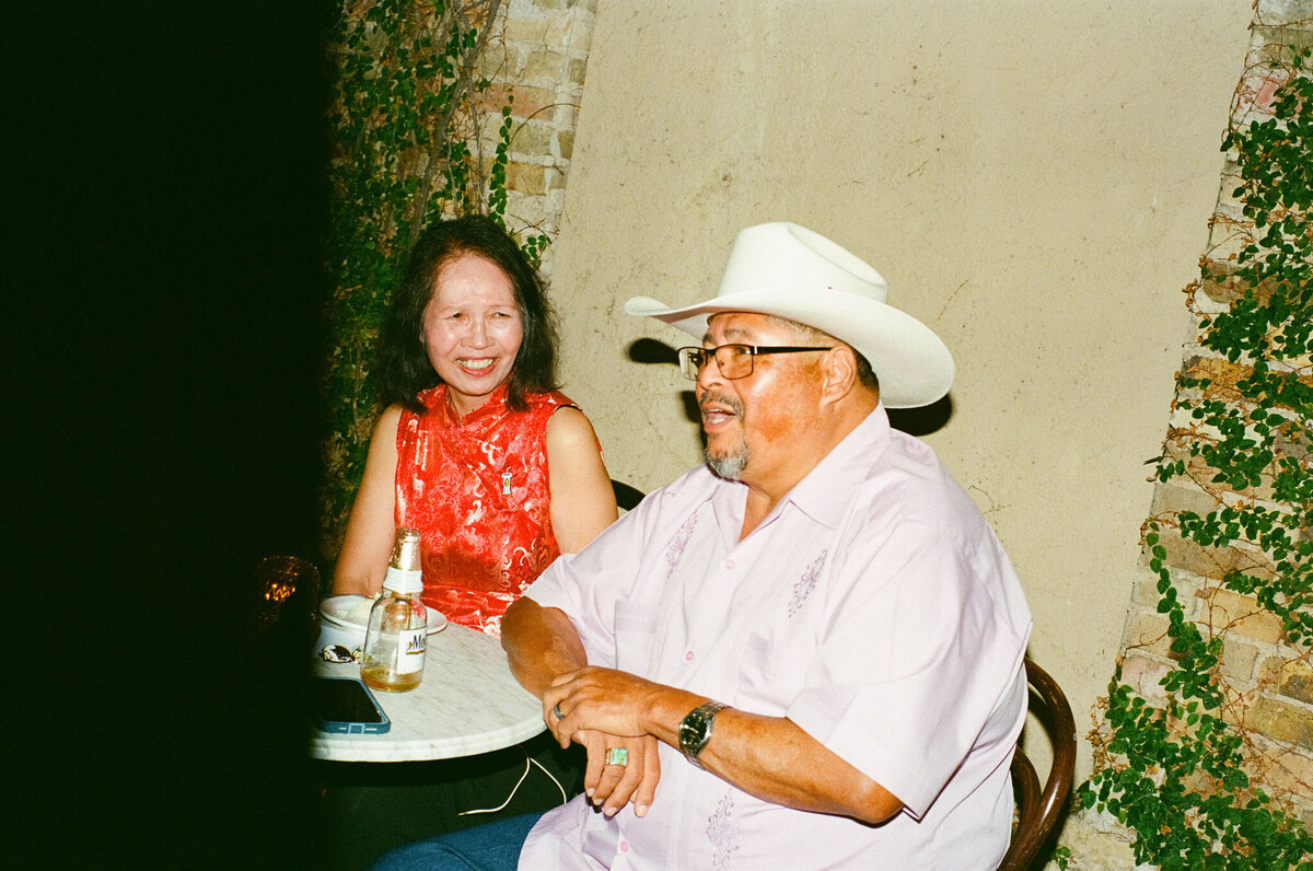 Party_Jen&ChrisWeddingPhotos_AustinWeddingPhotographer_HereafterFilms-177