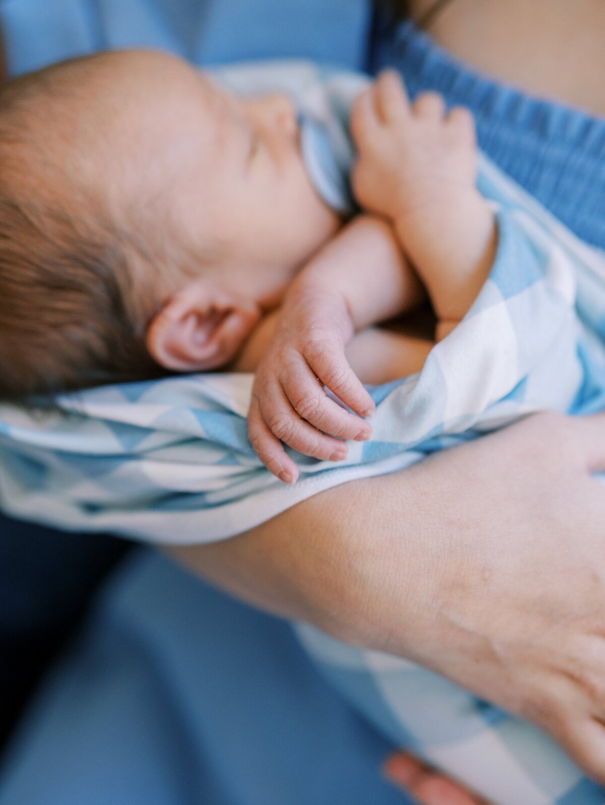 relaxed-timeless-charlottesville-newborn-photos-amy-nicole-photography-0173
