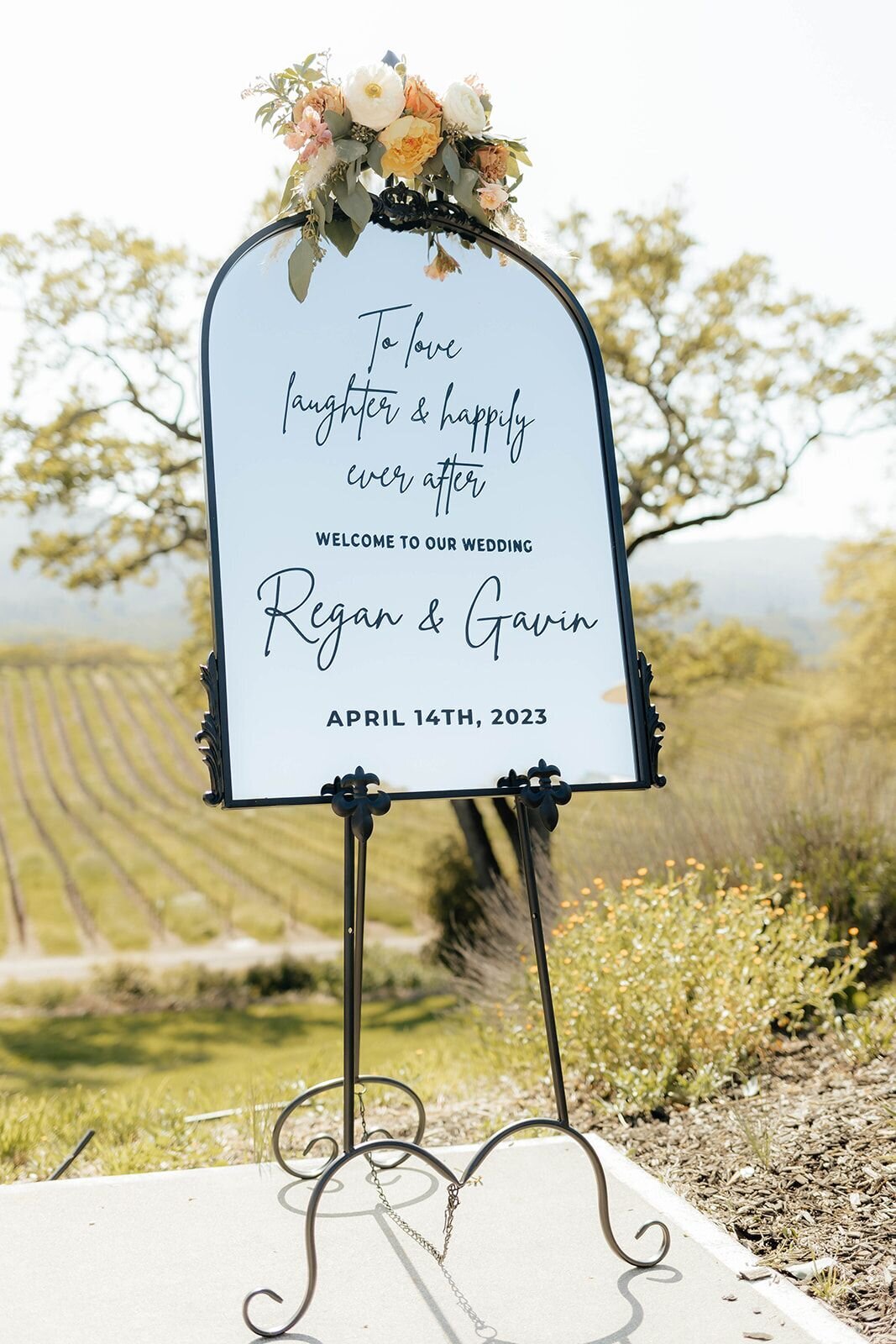 mirror-welcome-sign