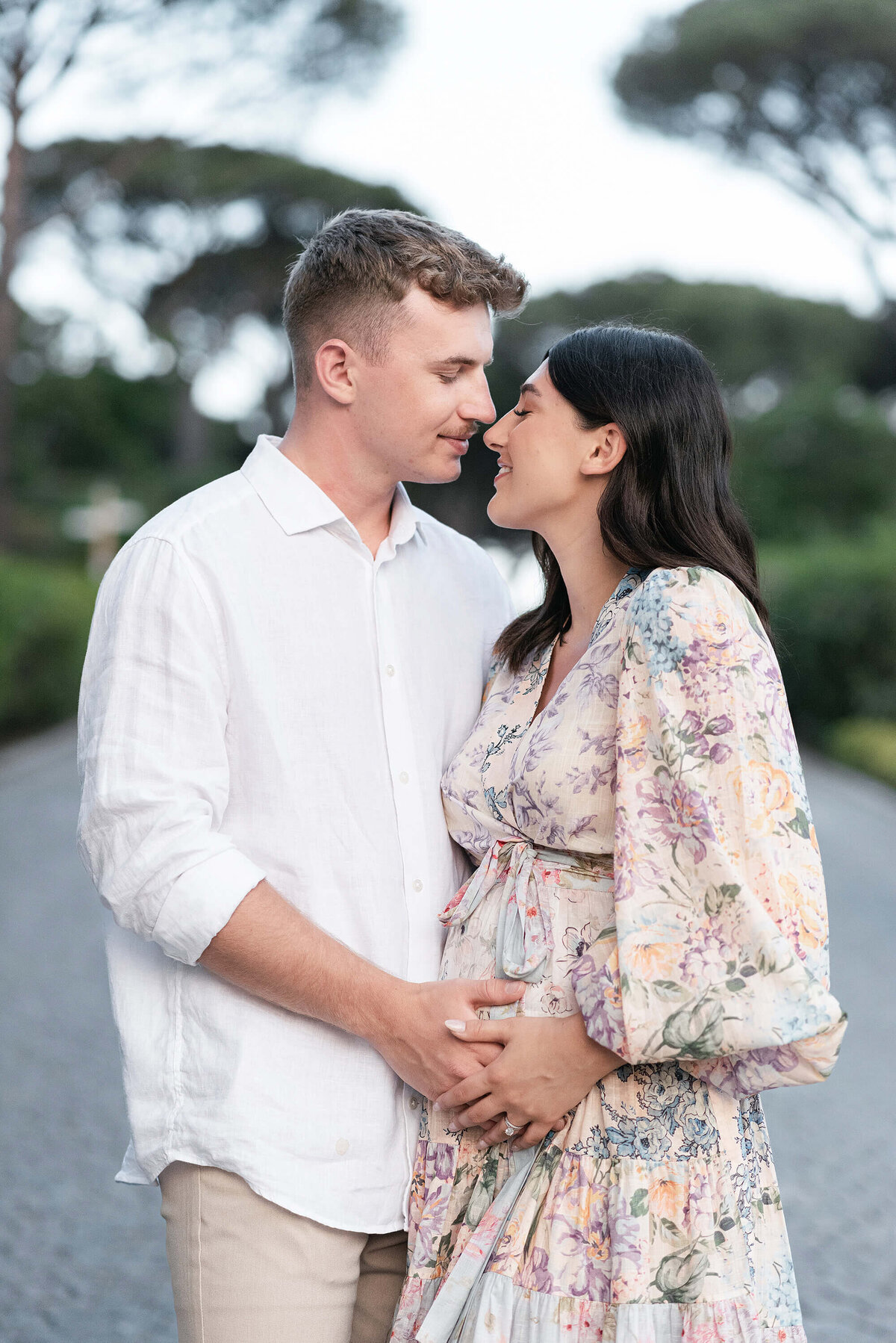 Saint Tropez maternity photo shoot