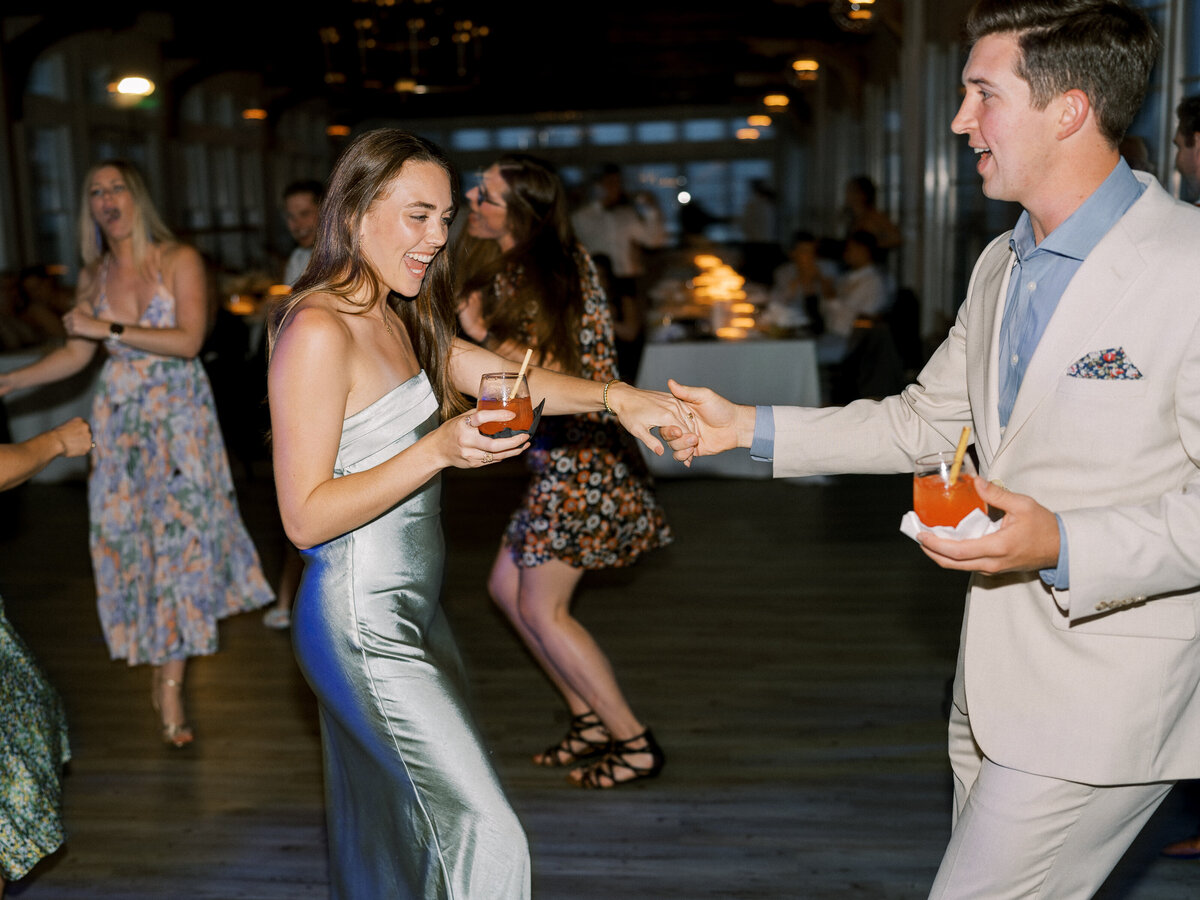Gilbert_Dancing-2