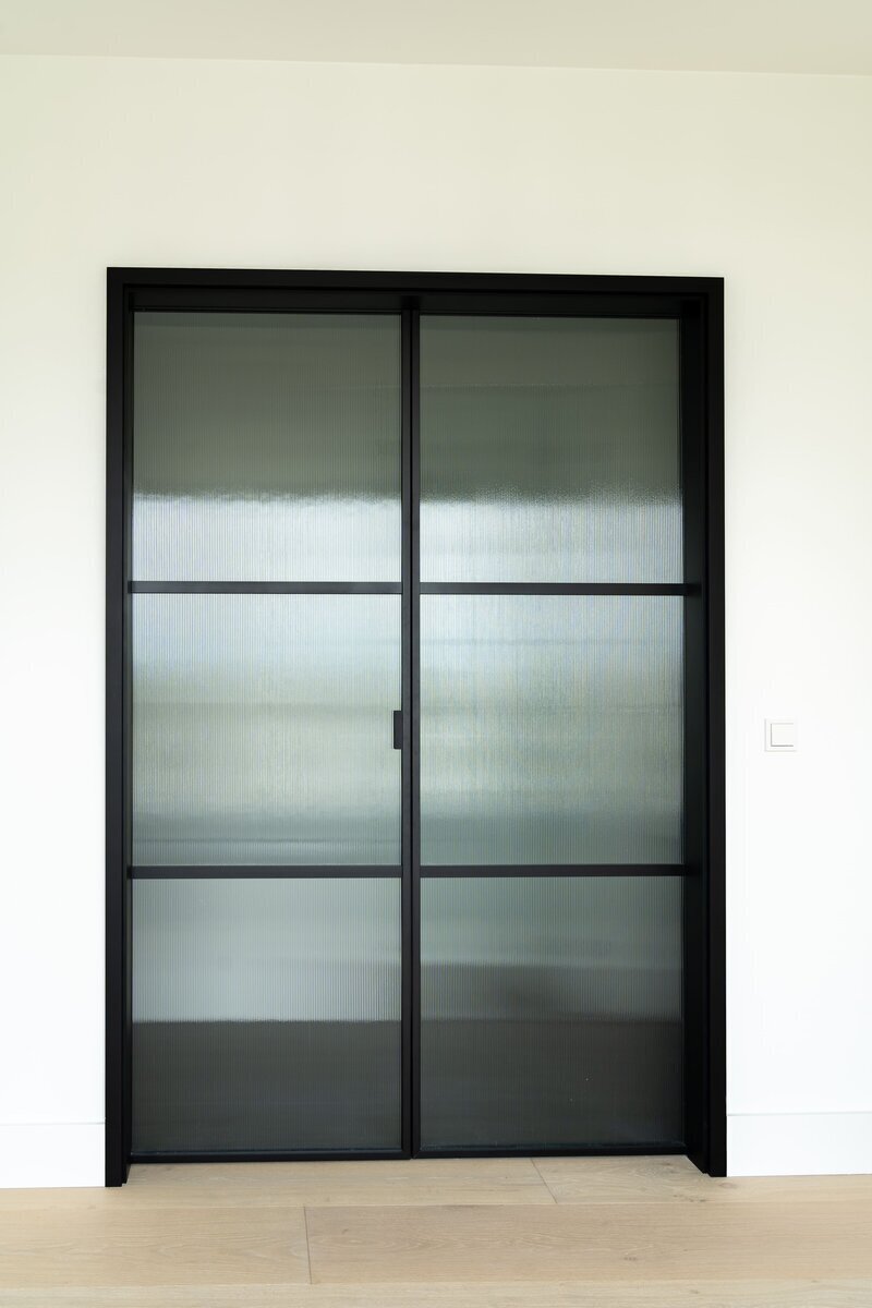 Metall-Glas-Tueren-Adam-Innenausbau-5