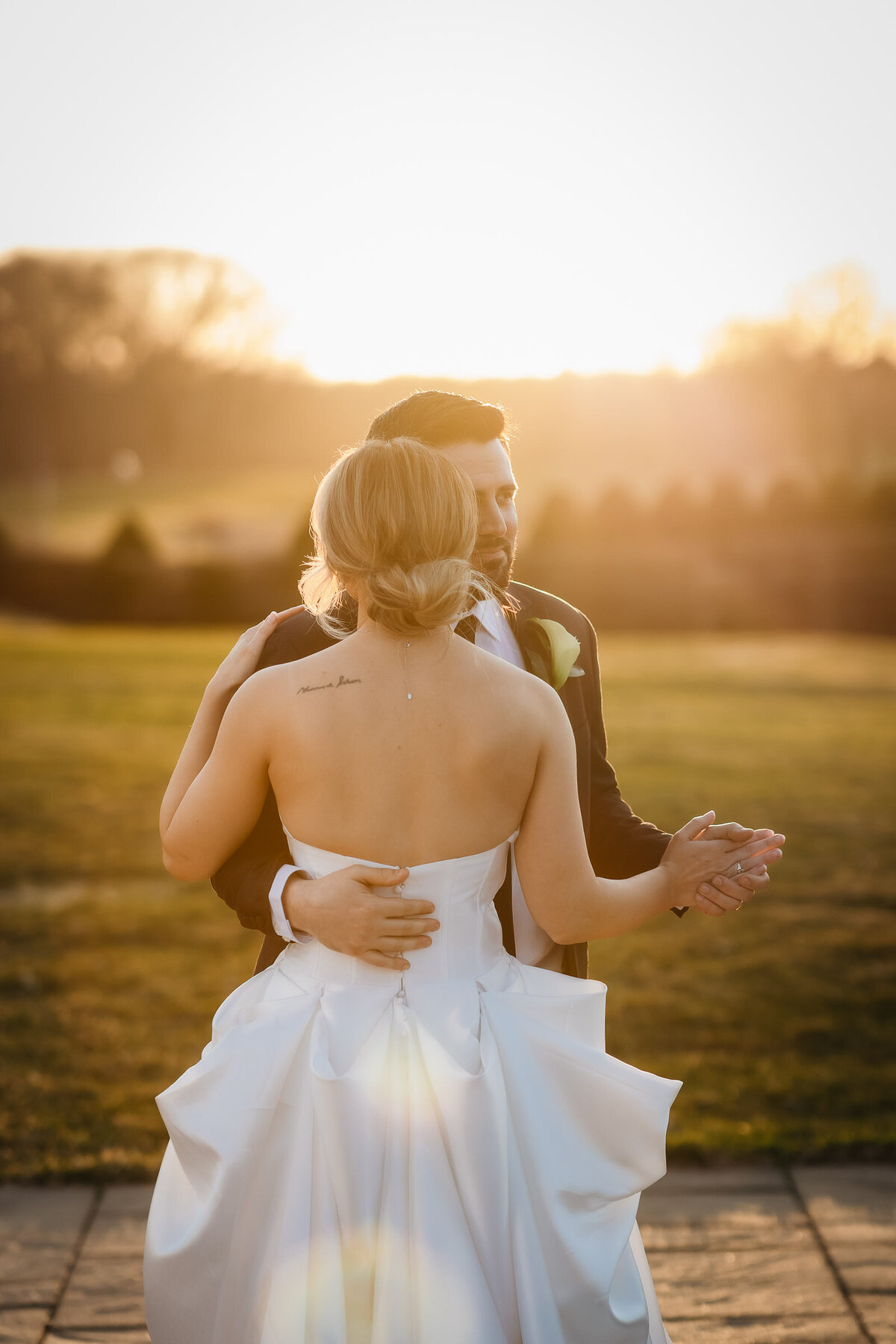 Nicole-Marcelle-Photography_062_spring-country-club-wedding-juliet-marko