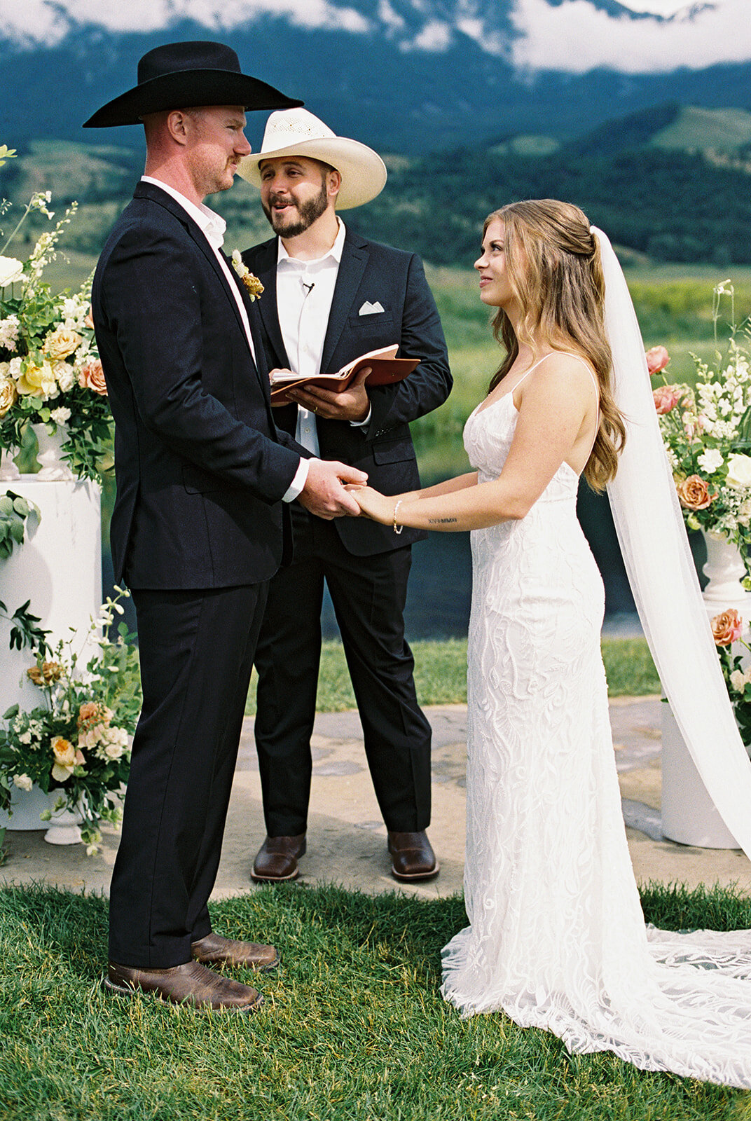 Sam & Molly_The Copper Rose Ranch Montana-853